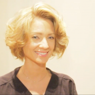 volume blond flat hair