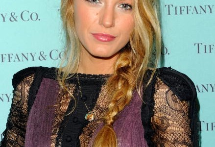 Blake Lively side braid_Salon Buzz Stay Gorgeous