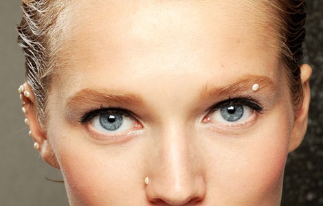 summer hairstyles sleek wet look_Salon Buzz Stay Gorgeous
